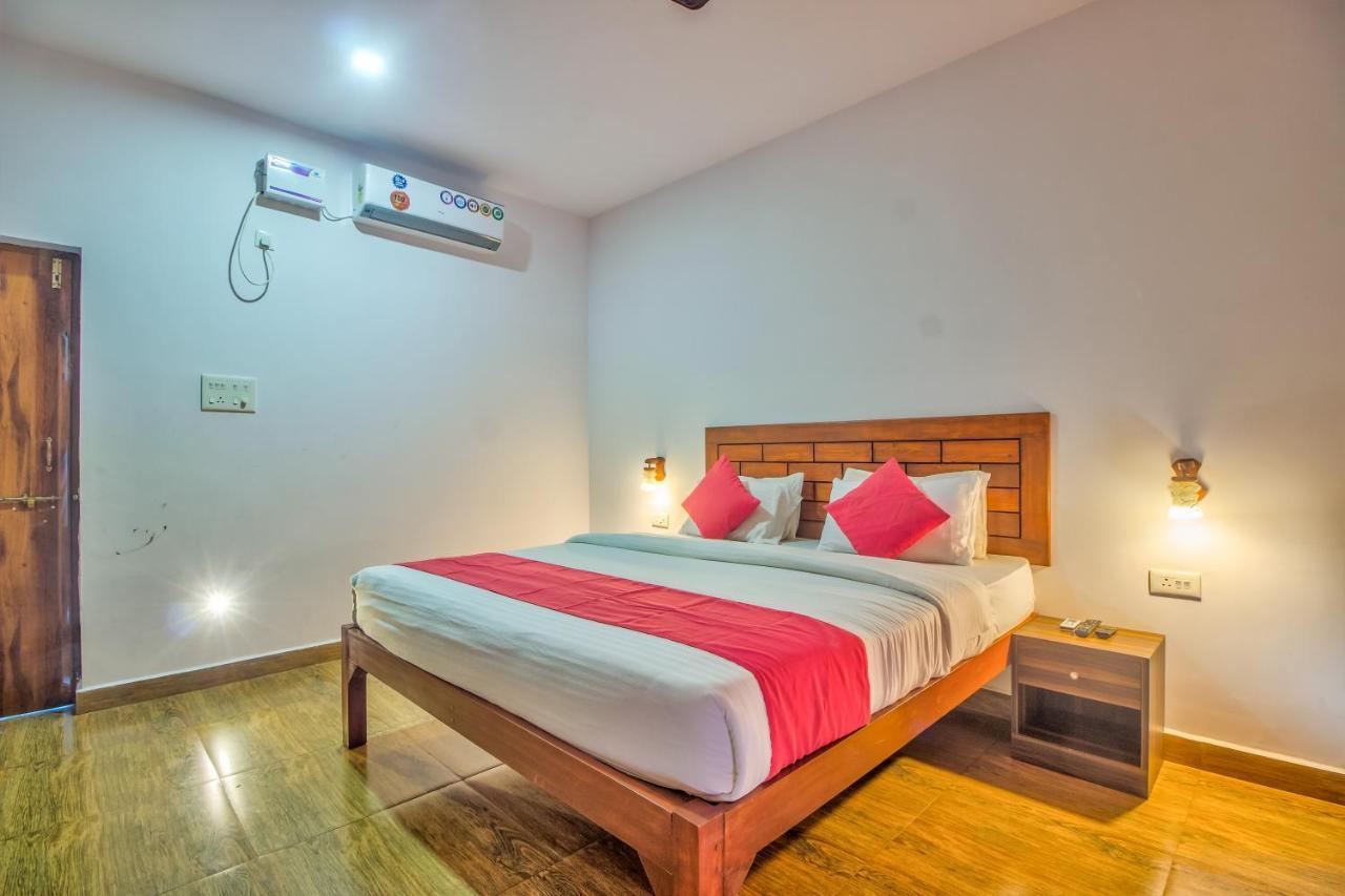 Beach Doorz Hotel Baga Kültér fotó