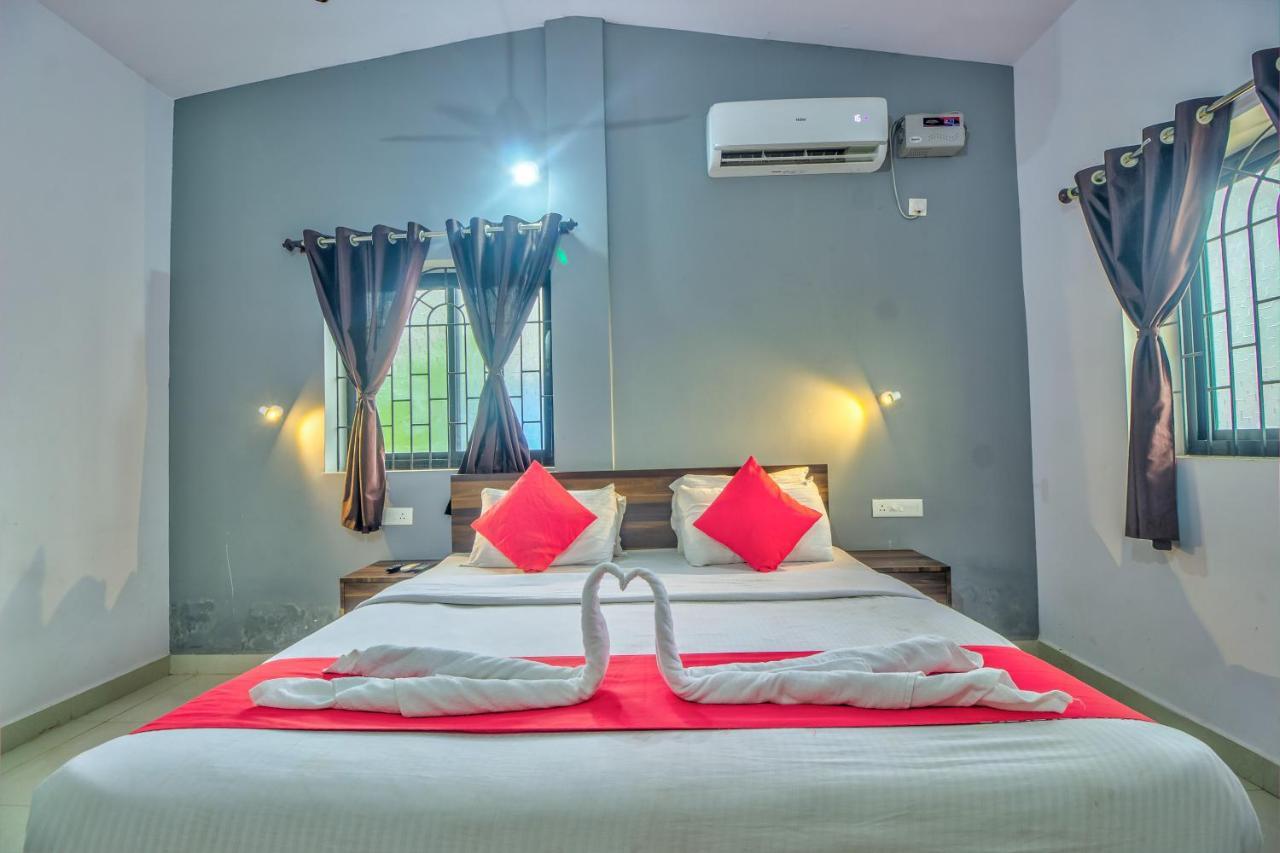 Beach Doorz Hotel Baga Kültér fotó
