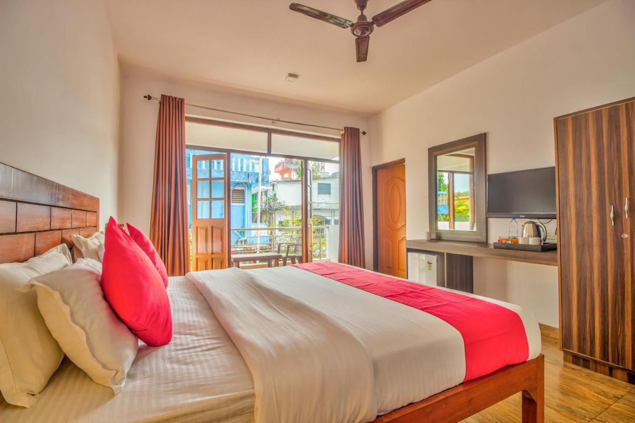 Beach Doorz Hotel Baga Kültér fotó