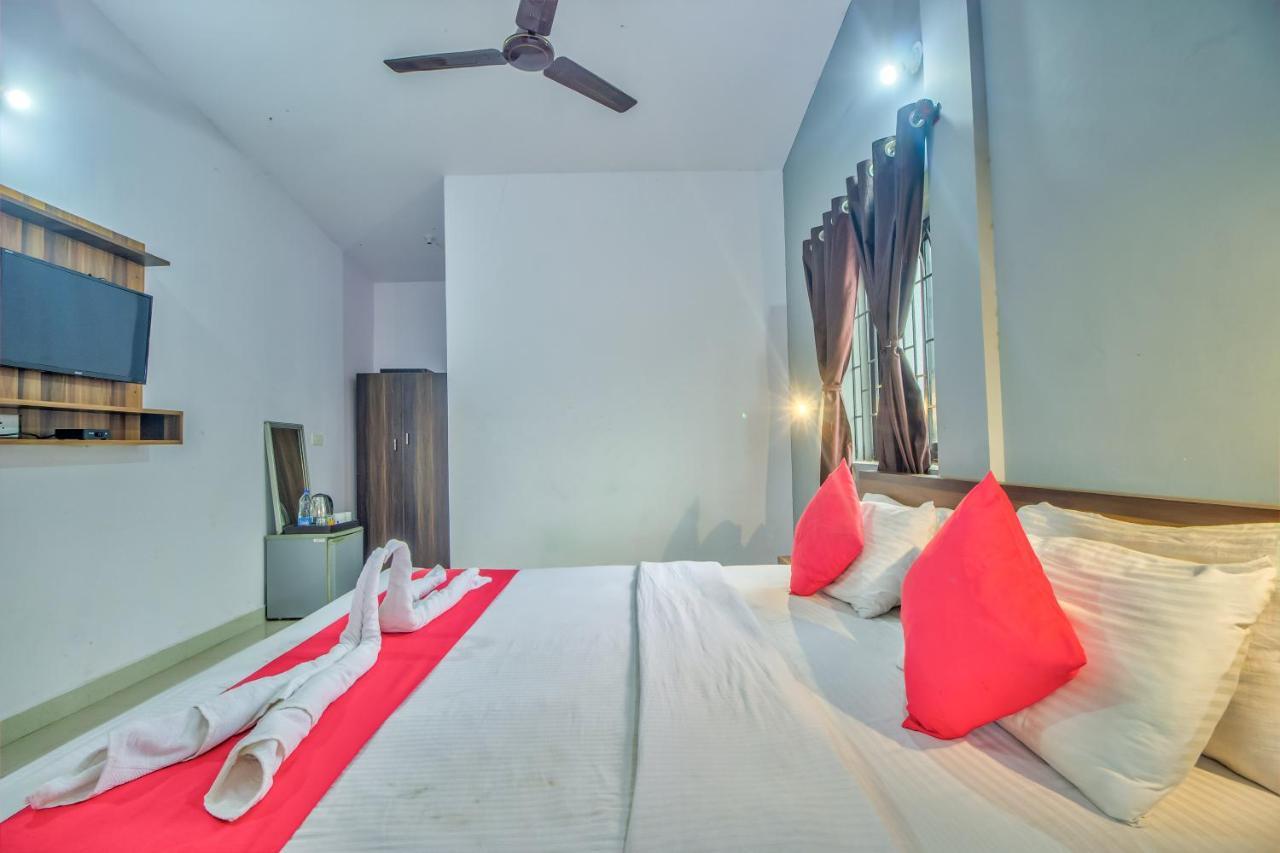 Beach Doorz Hotel Baga Kültér fotó